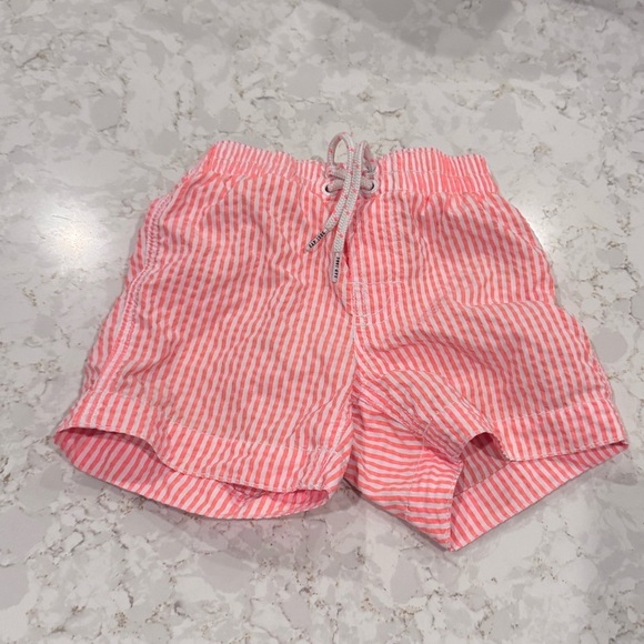 BabyGap Recycled Swim Trunks - seersucker white stripe 2Y - Picture 4 of 9